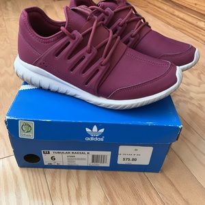 Adidas Tubular Radial K Shoes!